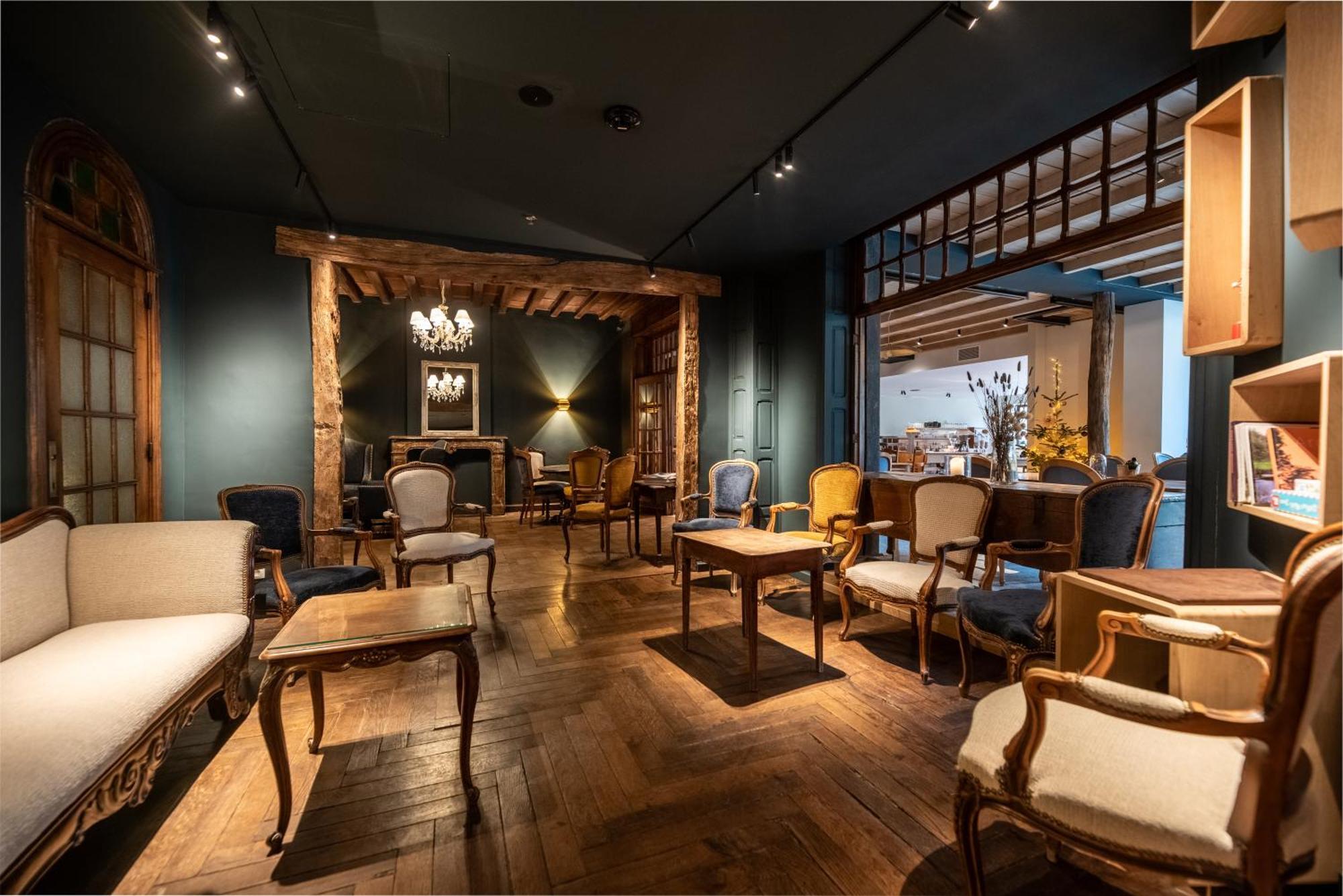 Hostellerie La Claire Fontaine, Logis Hotels & Spa 라로셰안알데네 외부 사진